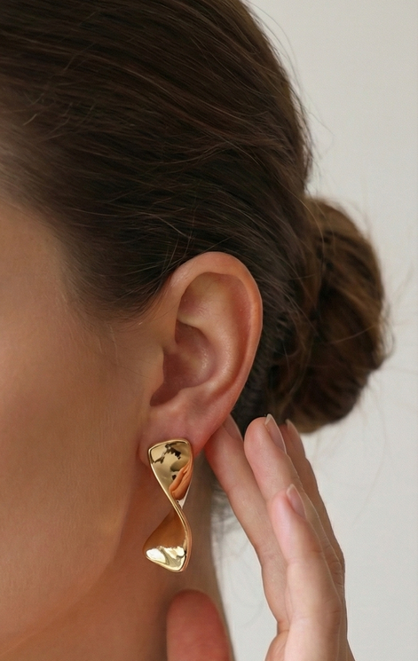 Bow Gold Earrings shiny gold plated bow stud design 31mm length 9mm width