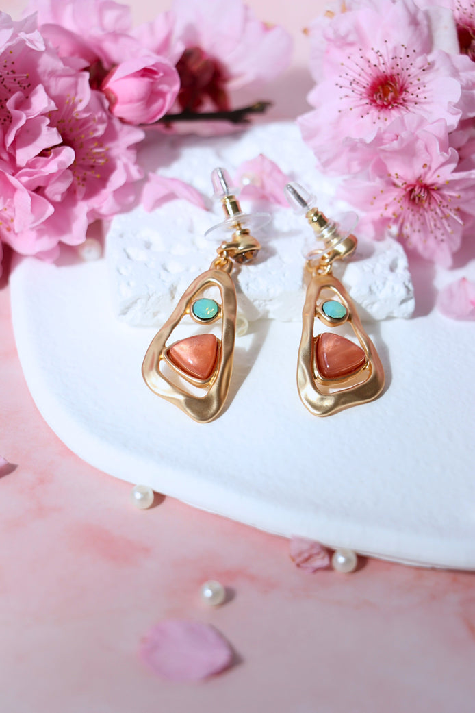 Large Ore Gold Earrings stud with cubic zircon and resin on gold plated brass and copper base