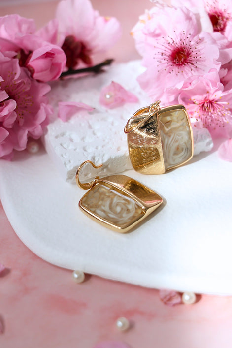 Piazza Gold Earrings with white shell, enamel, resin coating, brushed finish, gold plated brass and copper base, 3.2cm length