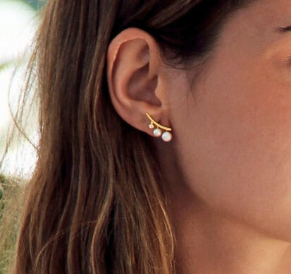 Nusa Crystal Pearl Gold Earrings