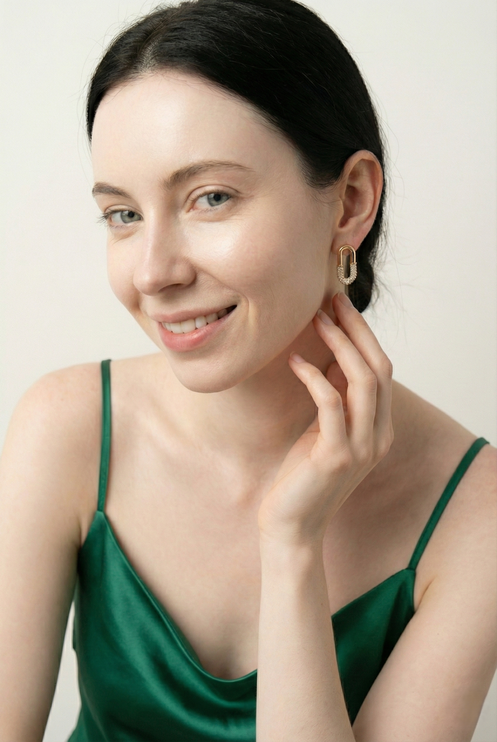 Remitta Zircon Gold Earrings in brass and copper with brilliant zircon stones, 19mm length, elegant and versatile design